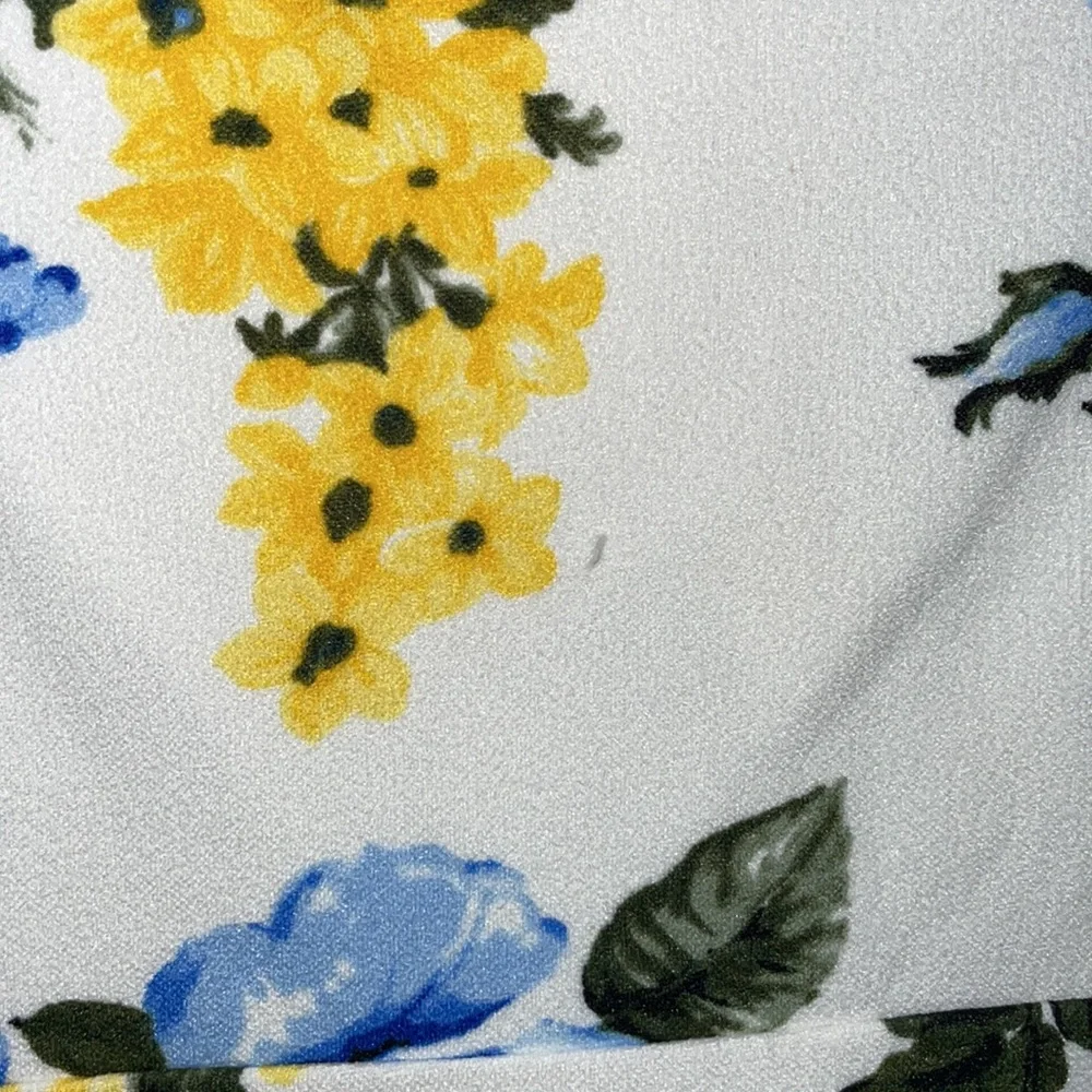 B. Darlin Dress Square Neck Floral Fit & Flare Dress Size Juniors 5/6 - Picture 7 of 8